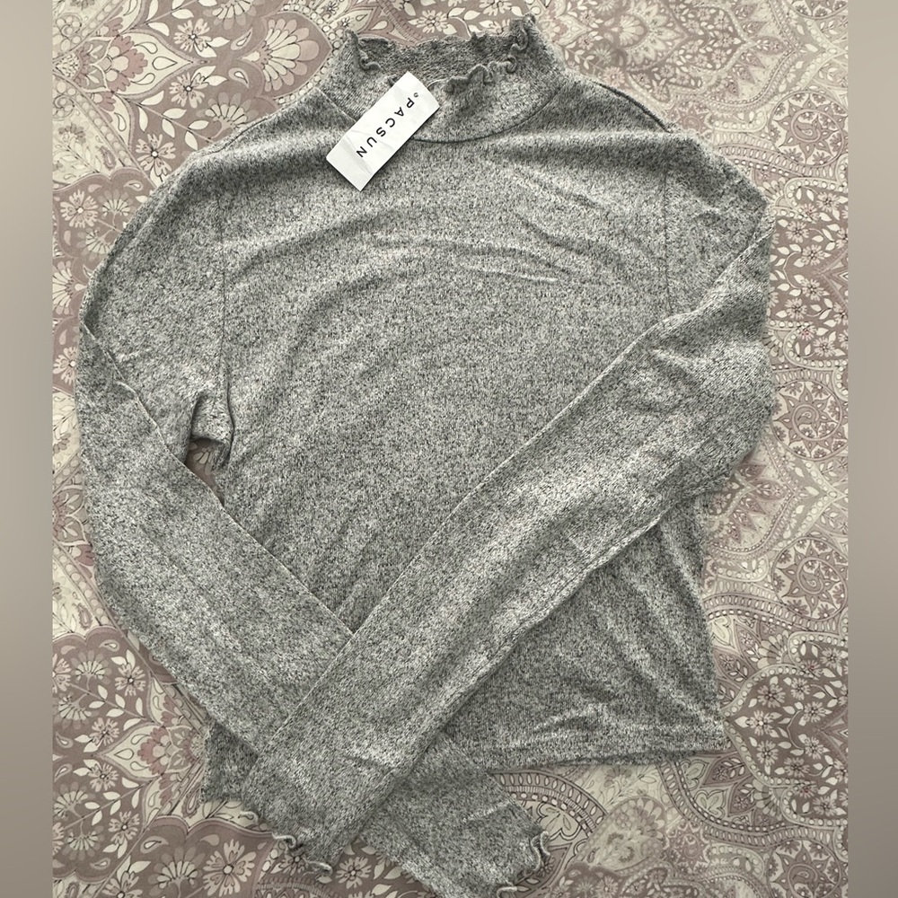 Pacsun grey long sleeve shirt